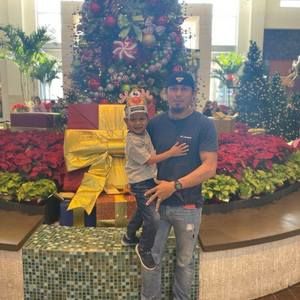 Meet your Posher, Eduardo guradado